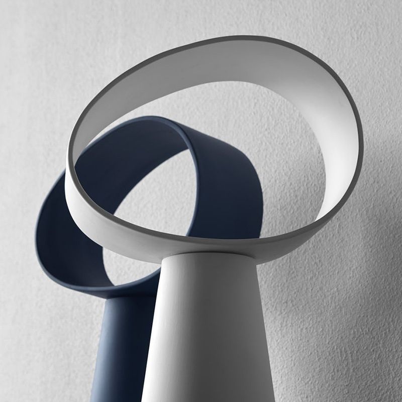Northern Europe simple table lamp hot sale